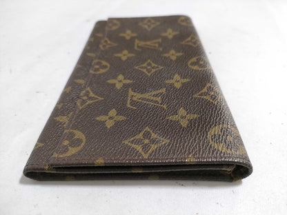 LOUIS VUITTON Monogram LV Wallet Monogram Wallet