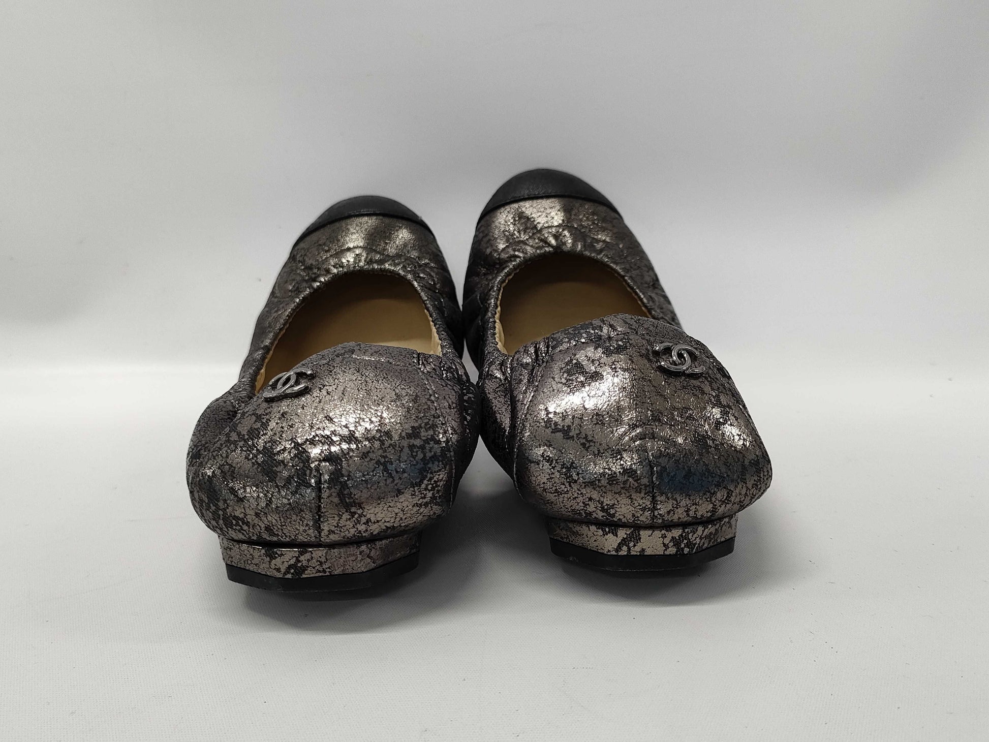 CHANEL Coco Mark Leather Ballet Flats Size 35 Other Shoes