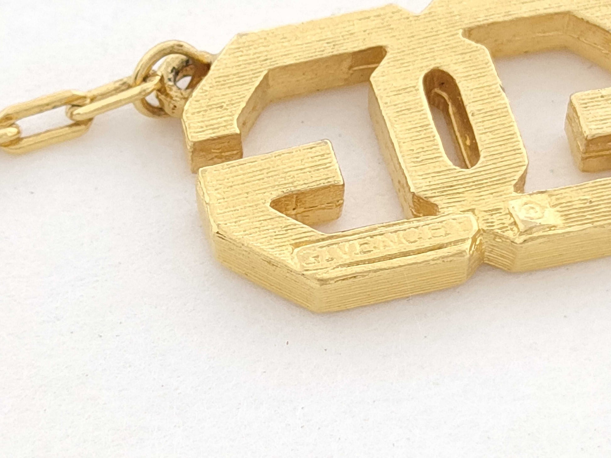 GIVENCHY Logo Gold 6.5g Necklace