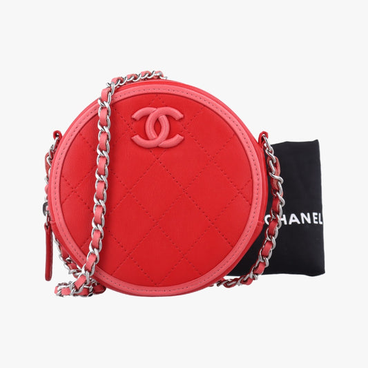 CHANEL Matelasse Red / Pink Lambskin Shoulder Bag AP006027472399