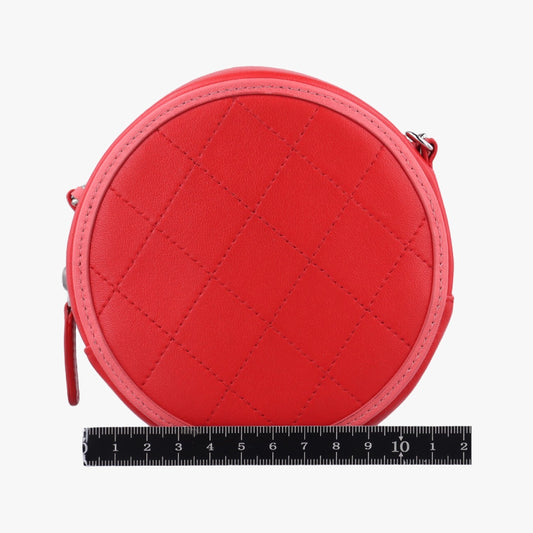 CHANEL Matelasse Red / Pink Lambskin Shoulder Bag AP006027472399