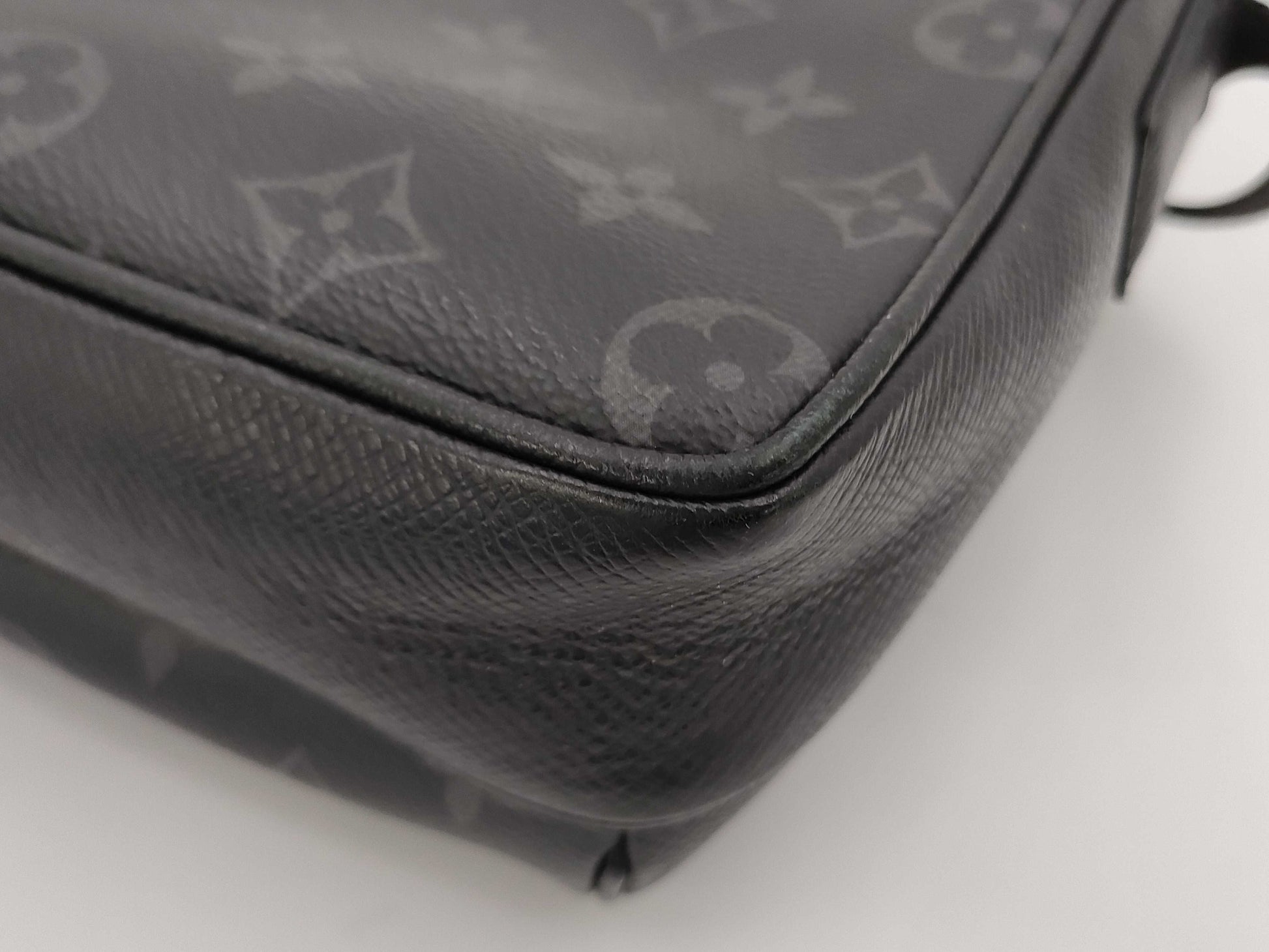 LOUIS VUITTON Eclipse Taiga Rama Messenger Bag Shoulder Bag
