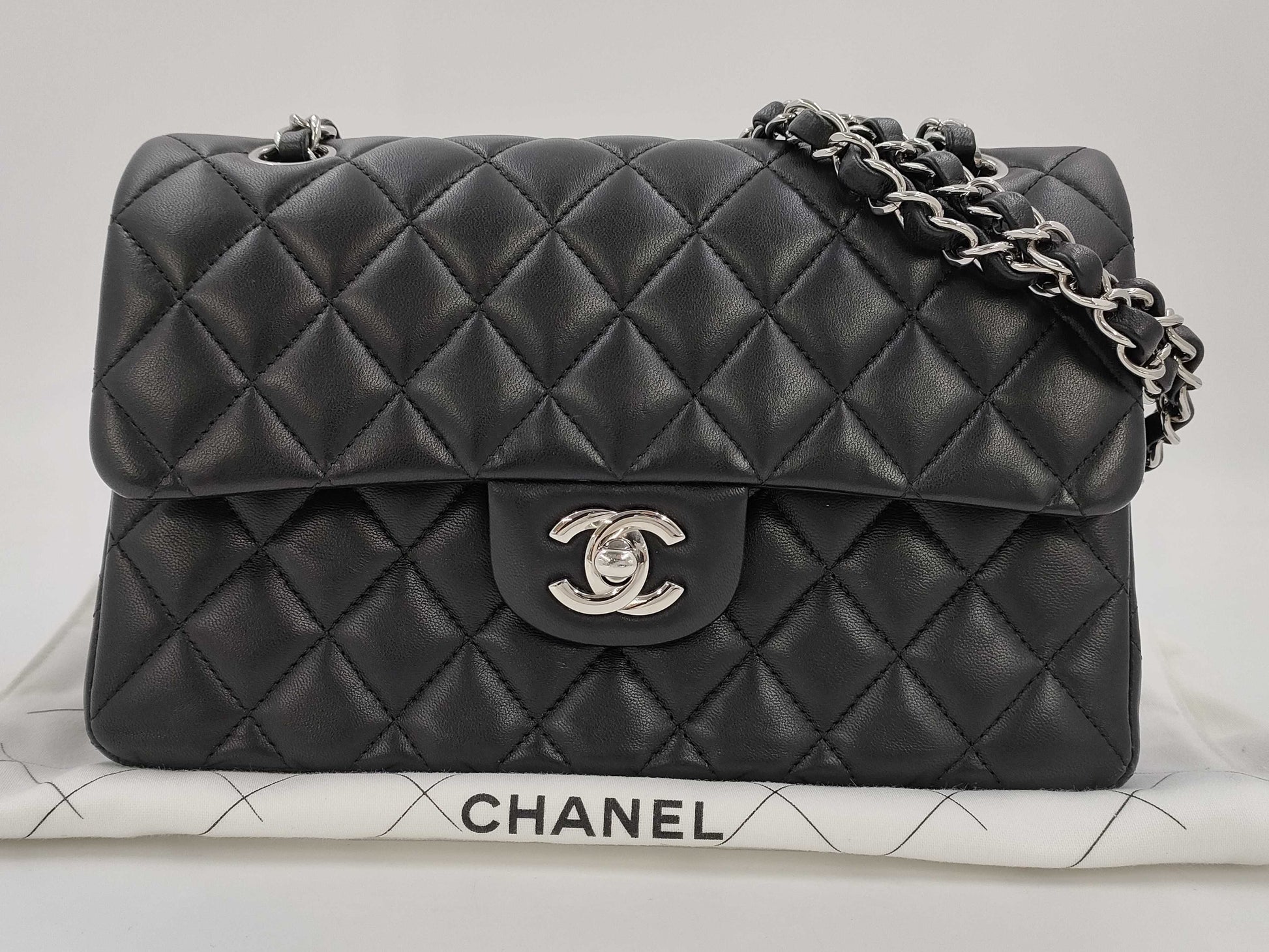 CHANEL Matelasse Chain Shoulder Bag A01113 Matelasse 23 Lamb Double Flap NXG283L9 Shoulder Bag