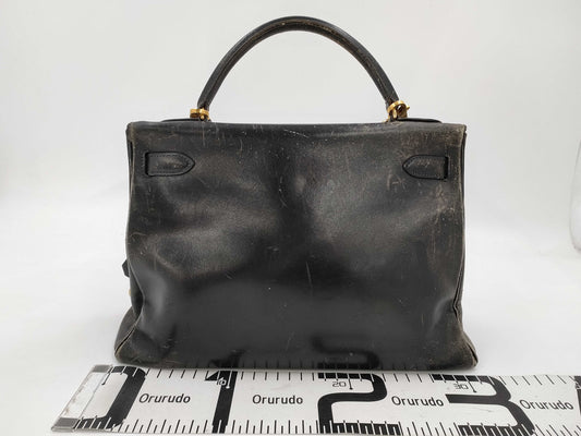 HERMES Kelly 32 Handbag with Inner Stitching, Double Engraved Box Calf Leather, and Gold Hardware