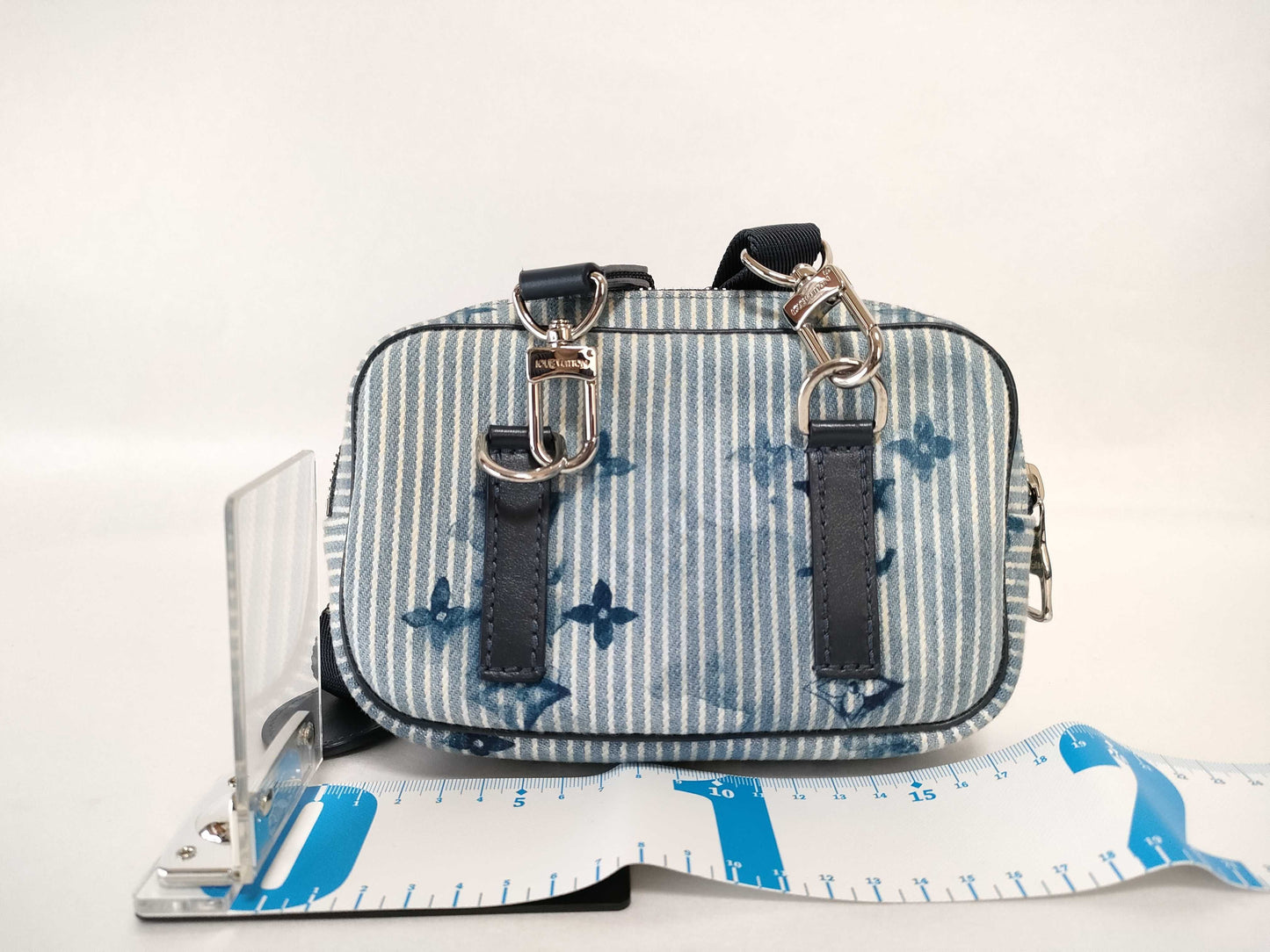 LOUIS VUITTON Watercolor Outdoor Pochette Shoulder Bag