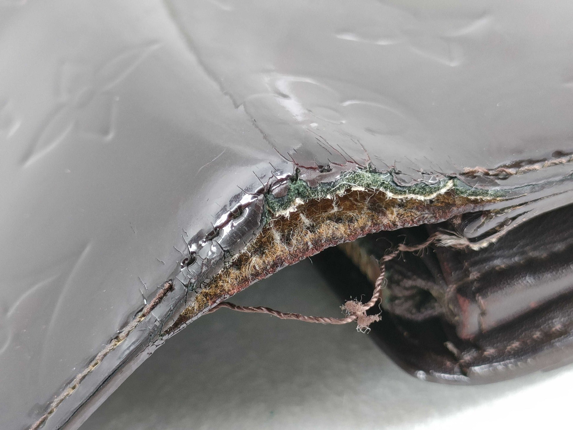 LOUIS VUITTON Vernis LV Vernis Portefeuille Sarah M93524 Long Wallet