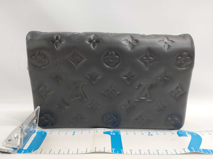 LOUIS VUITTON Chain Shoulder Bag