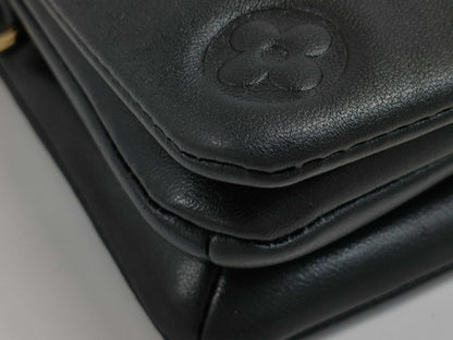 LOUIS VUITTON Chain Shoulder Bag