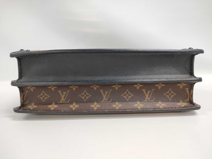 LOUIS VUITTON Chain Shoulder Bag