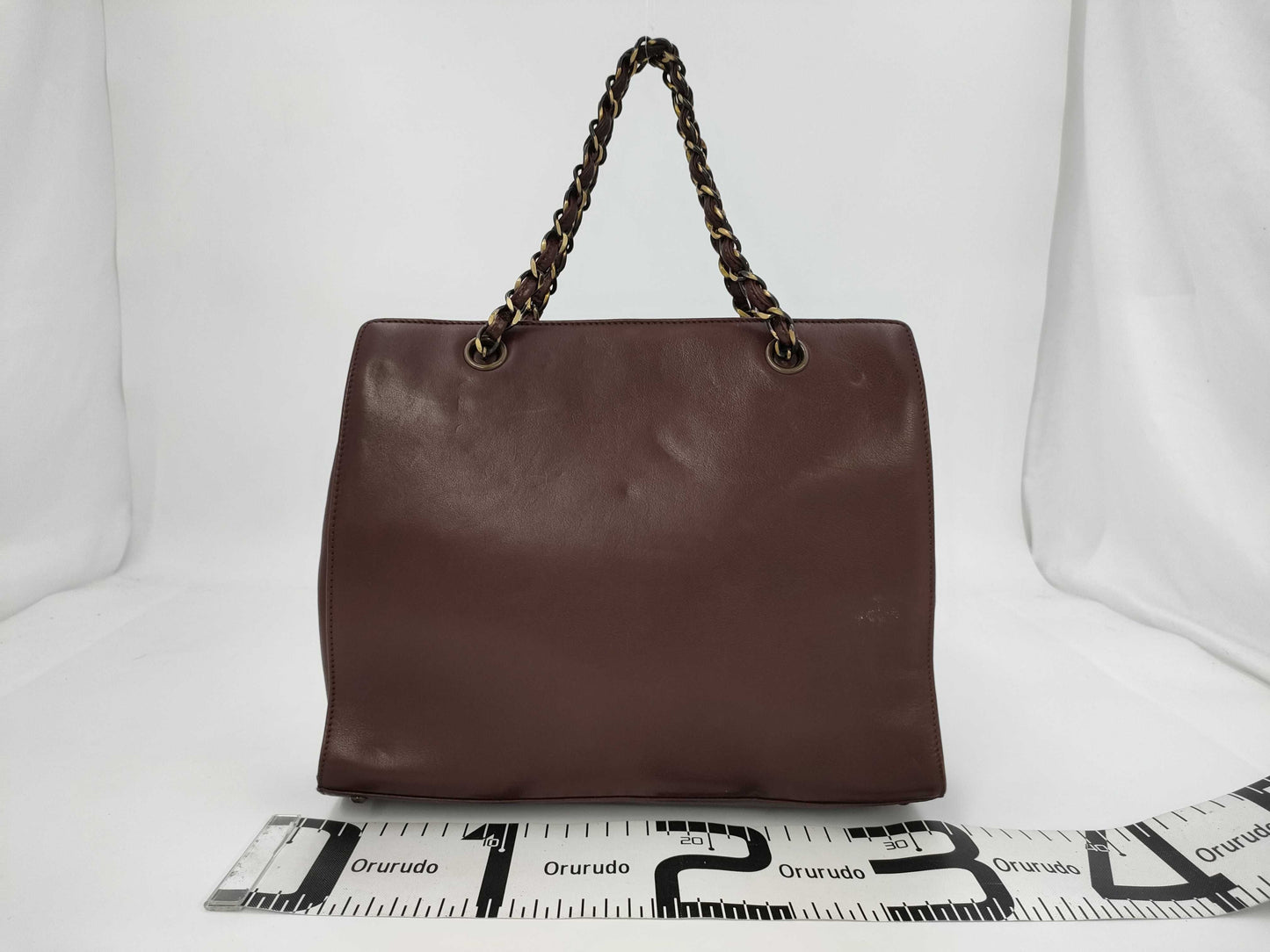 CHANEL Matelasse Chain Tote, Calfskin, Bordeaux, No. 5 Handbag