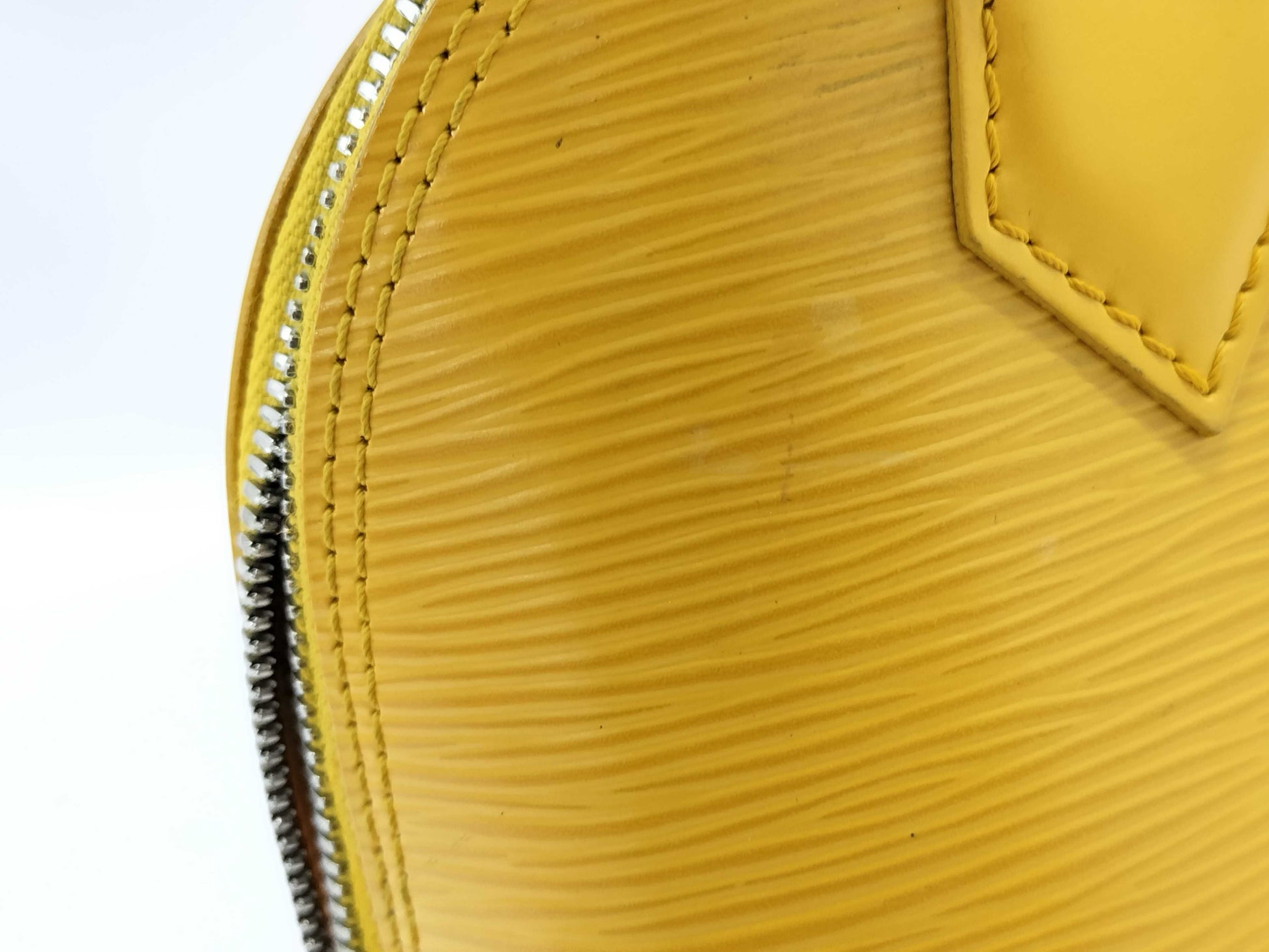 LOUIS VUITTON Alma BB Handbag
