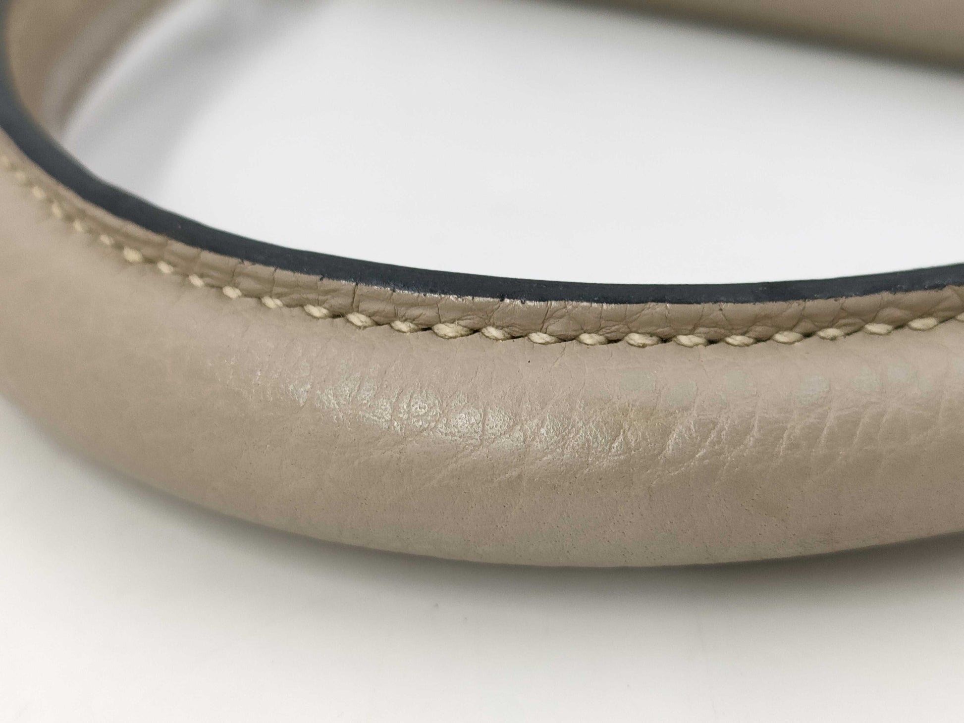 HERMES Kelly 25 Le Tourne Taurillon Clemence Leather Tourtiere Gray with Silver Hardware Handbag