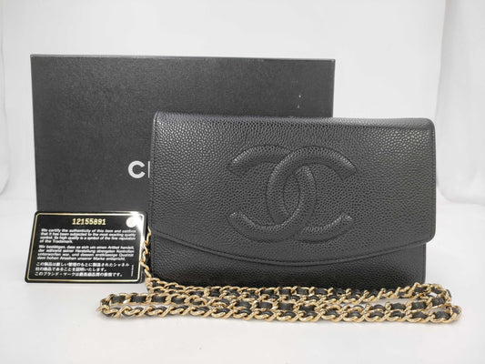 CHANEL Matelasse Chain Shoulder Bag