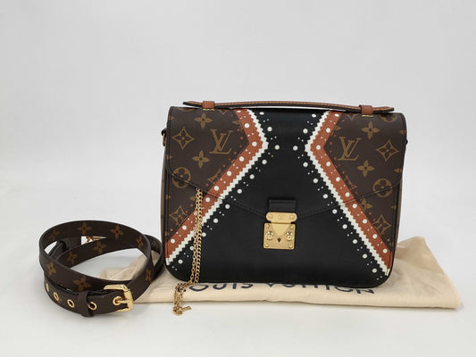 LOUIS VUITTON Louis Vuitton Message Shoulder Bag Shoulder Bag