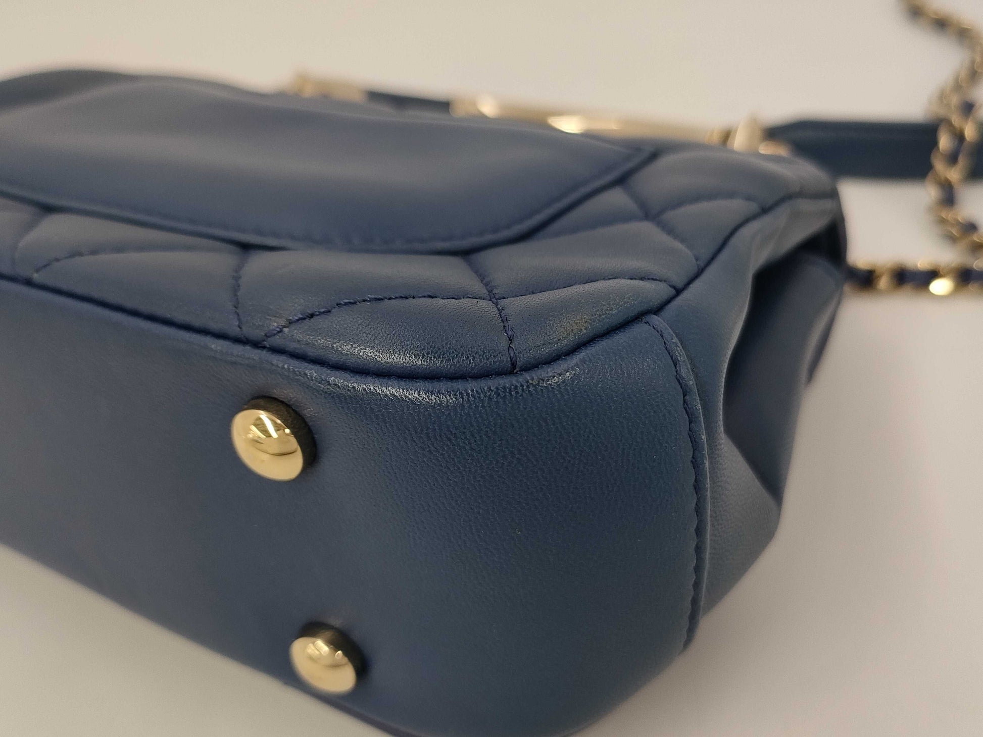 CHANEL Matelasse Shoulder Bag Shoulder Bag