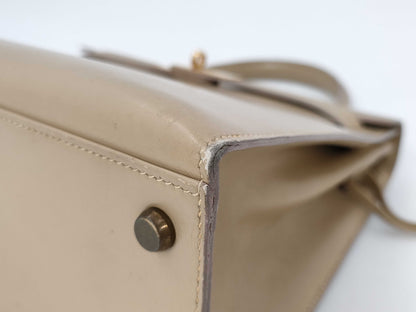 HERMES Kelly 28 Beige Handbag