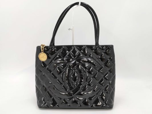 CHANEL Reissue Enamel Tote Bag No. 4 - Tote Bag