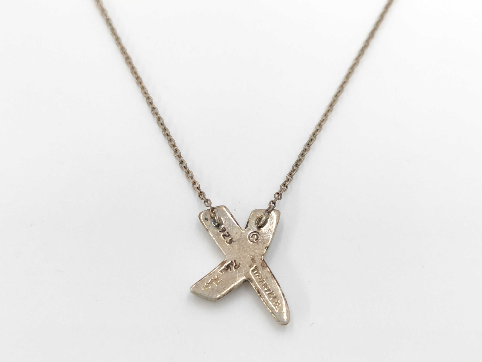 Tiffany & Co. Paloma Picasso Kiss Cross Necklace in SV925, 2.7g