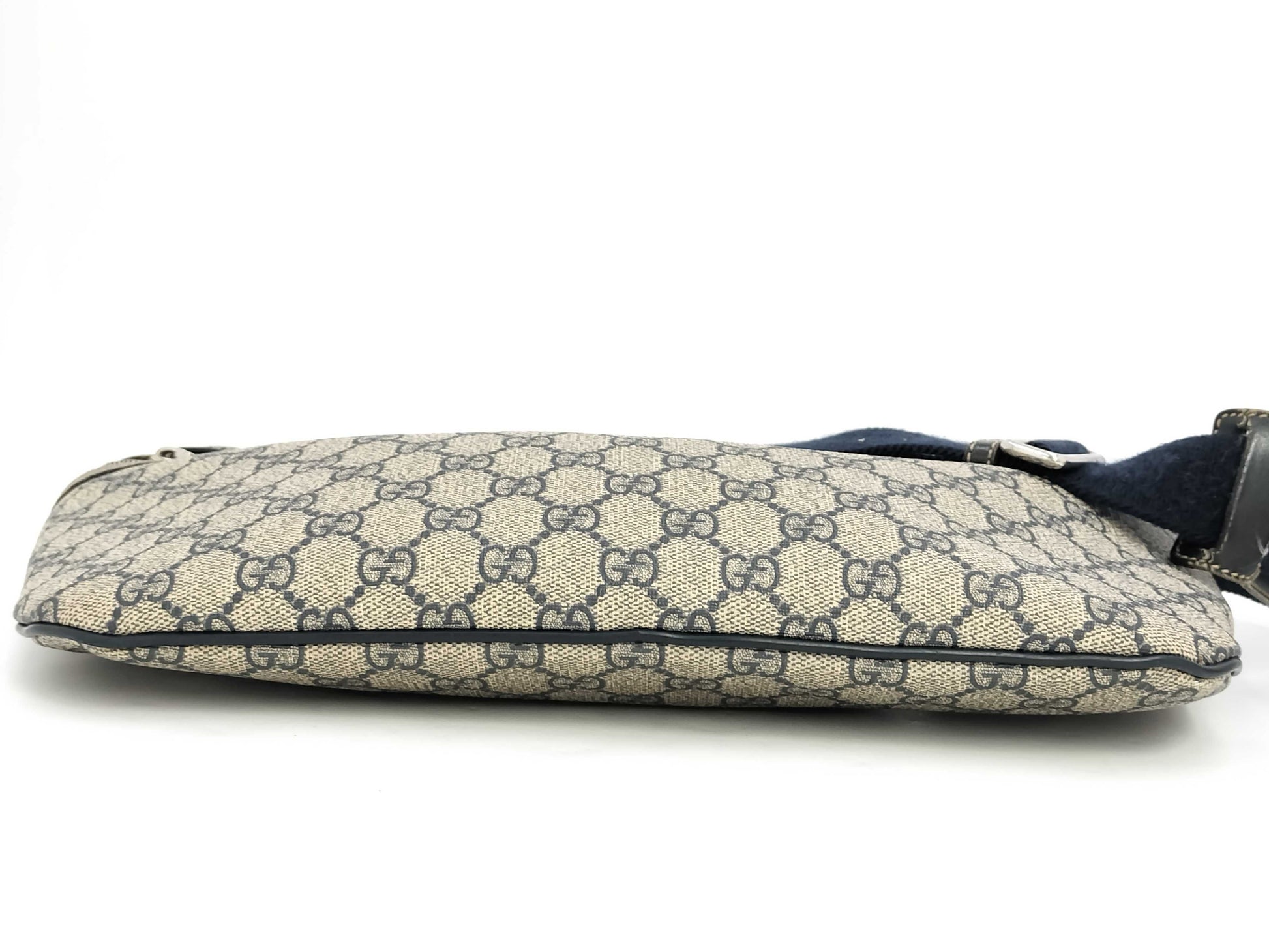 GUCCI 211110 waist bag