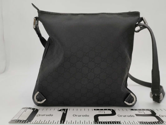 GUCCI Abbey Black Shoulder Bag 268642