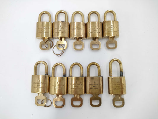 LOUIS VUITTON Cadena Key 10 pieces Other accessories
