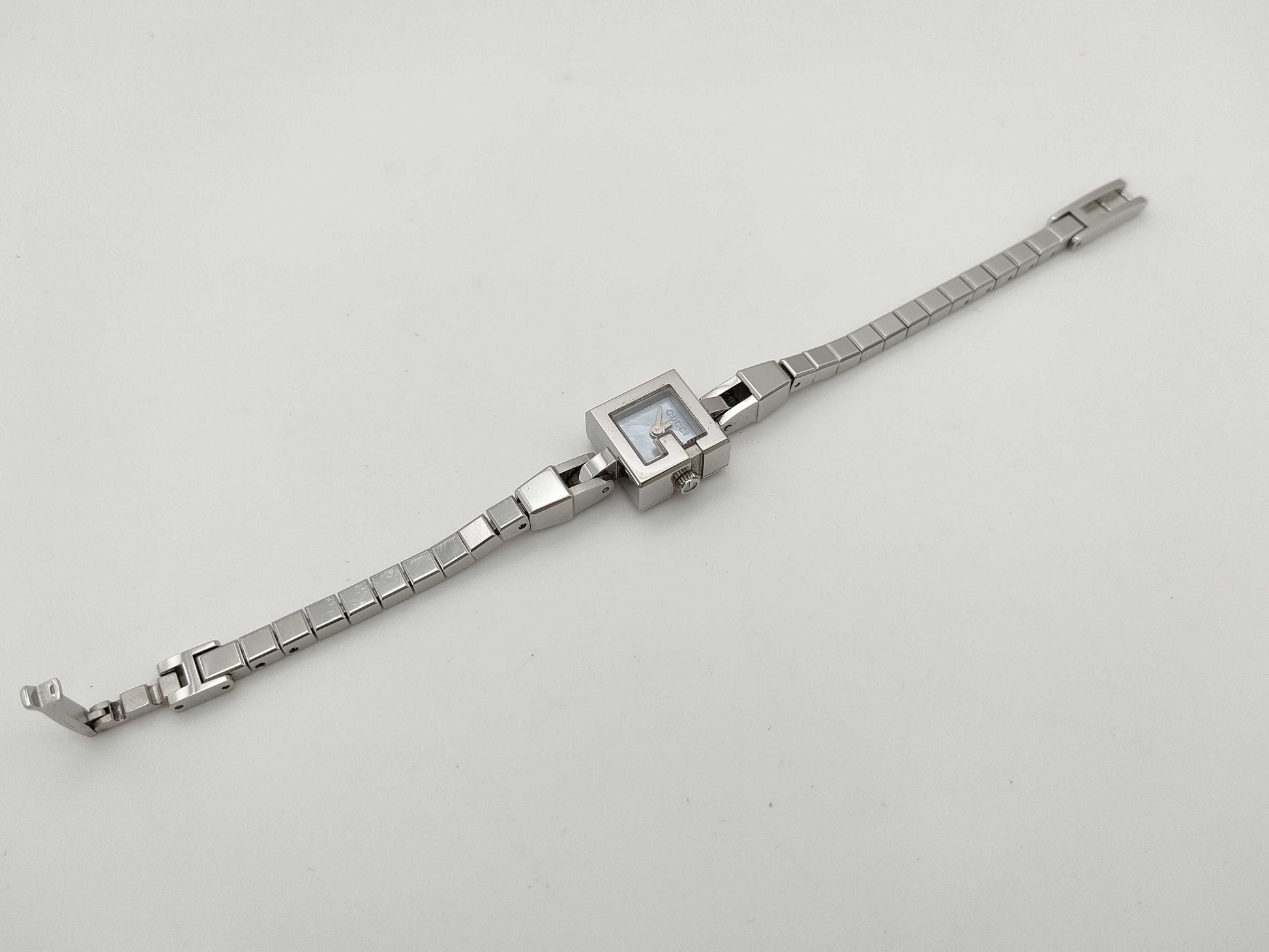 GUCCI 102 10512407 Quartz Women's Watch