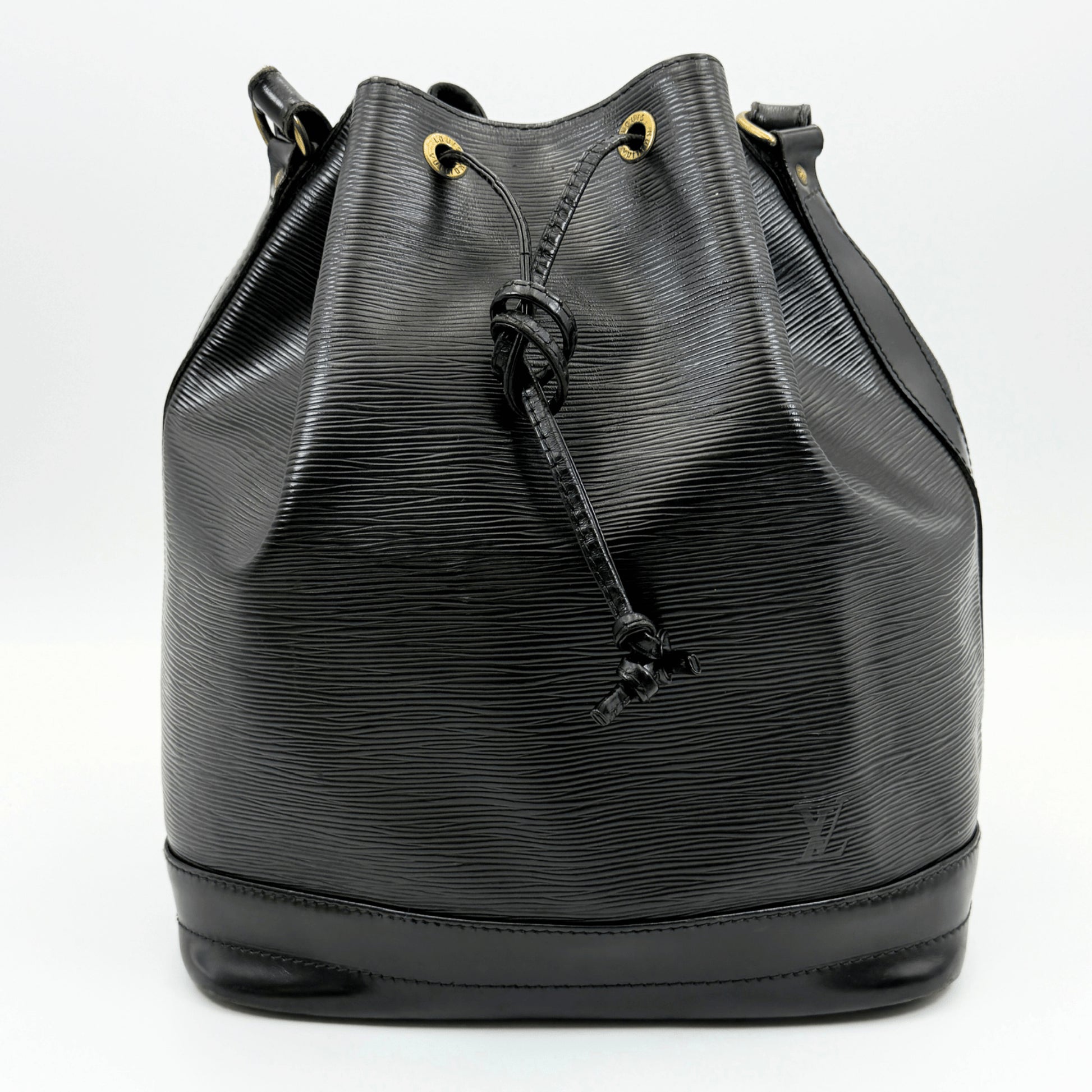 LOUIS VUITTON Epi Petit Noe M59012 Shoulder Bag