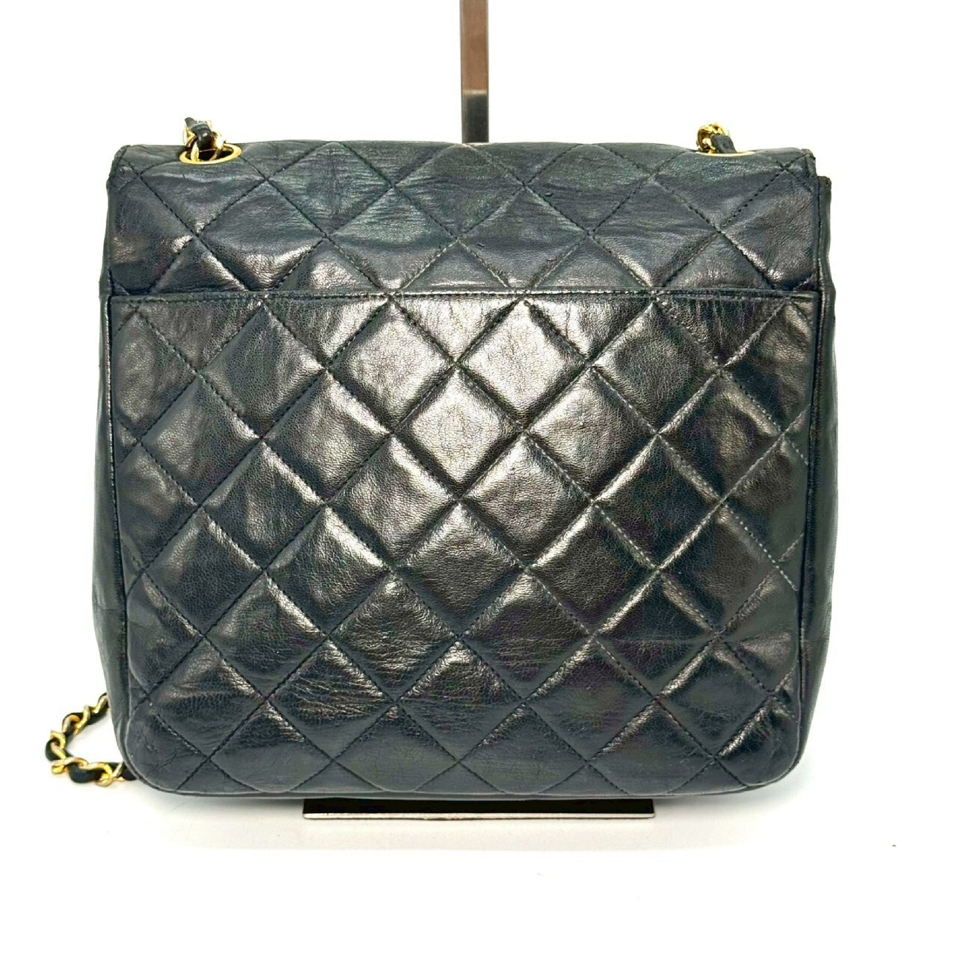 CHANEL Matelasse Lambskin Turnlock Single Flap Chain Shoulder Bag Black 400078 Shoulder Bag