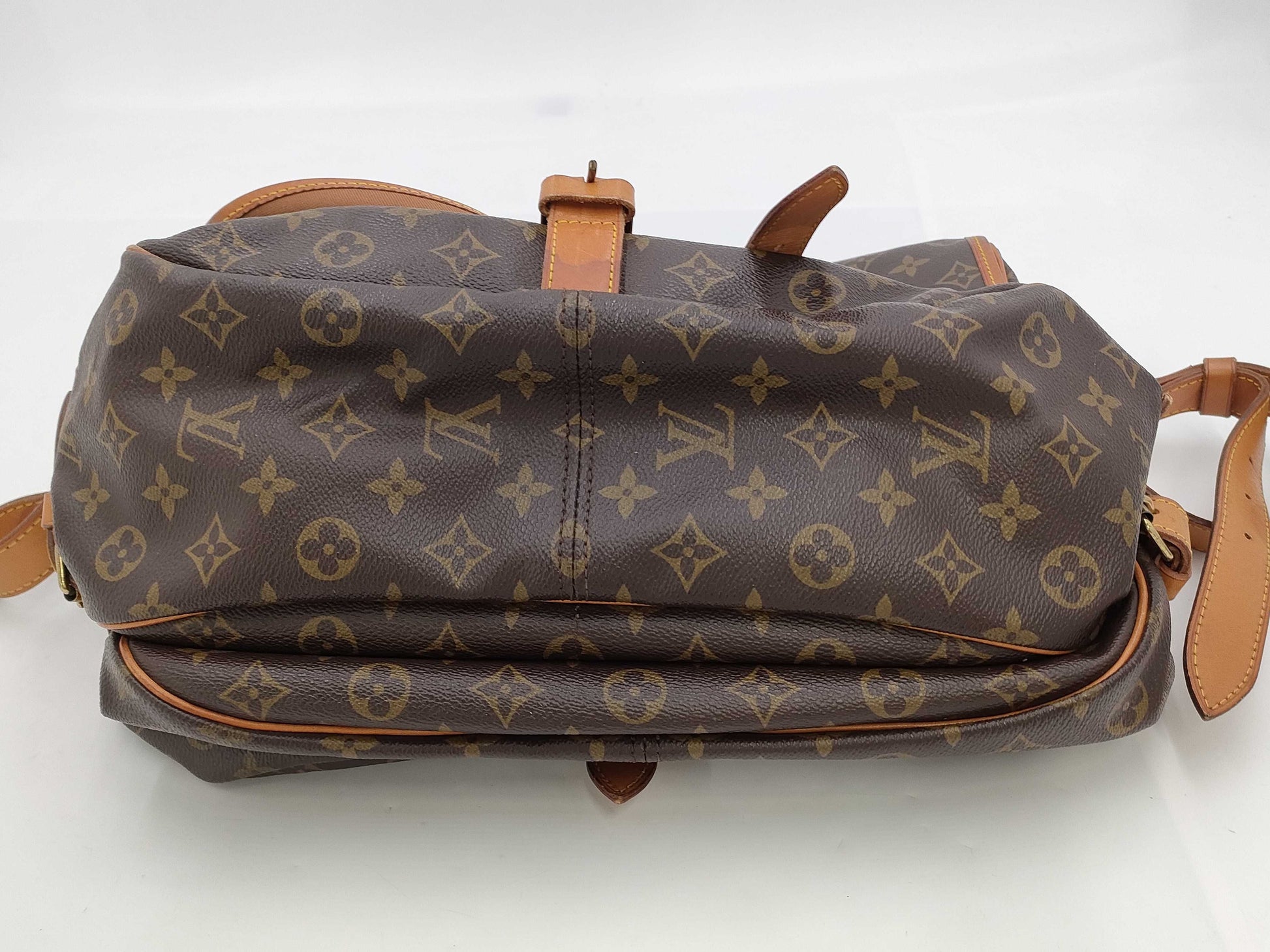 LOUIS VUITTON Monogram Saumur 35 FH0952 Shoulder Bag