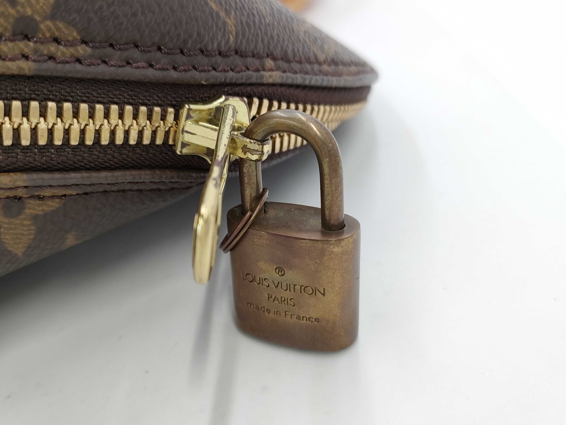 LOUIS VUITTON Monogram Alma BA0090 Handbag