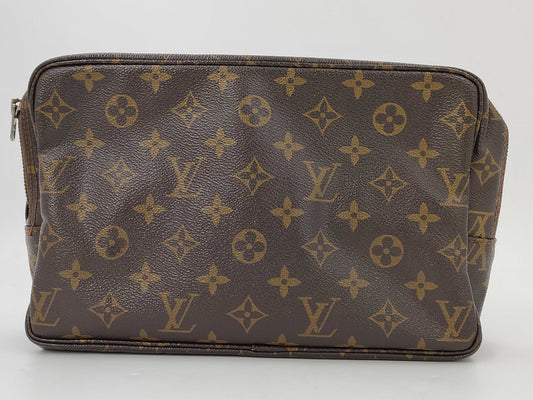 LOUIS VUITTON Monogram True Toilet 26 Second Bag 