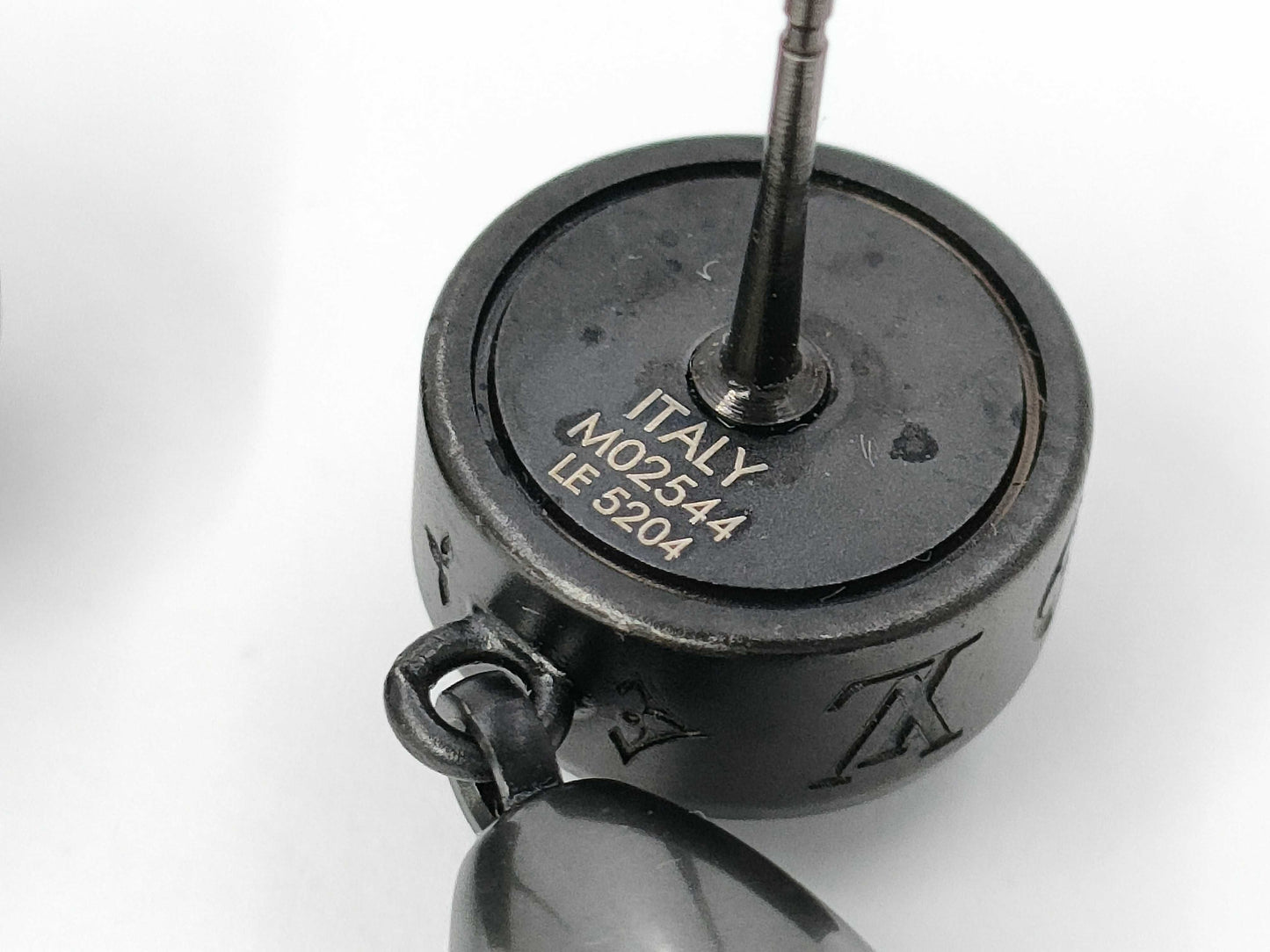 LOUIS VUITTON Louis Vuitton Earrings - LV Pearl LE5204