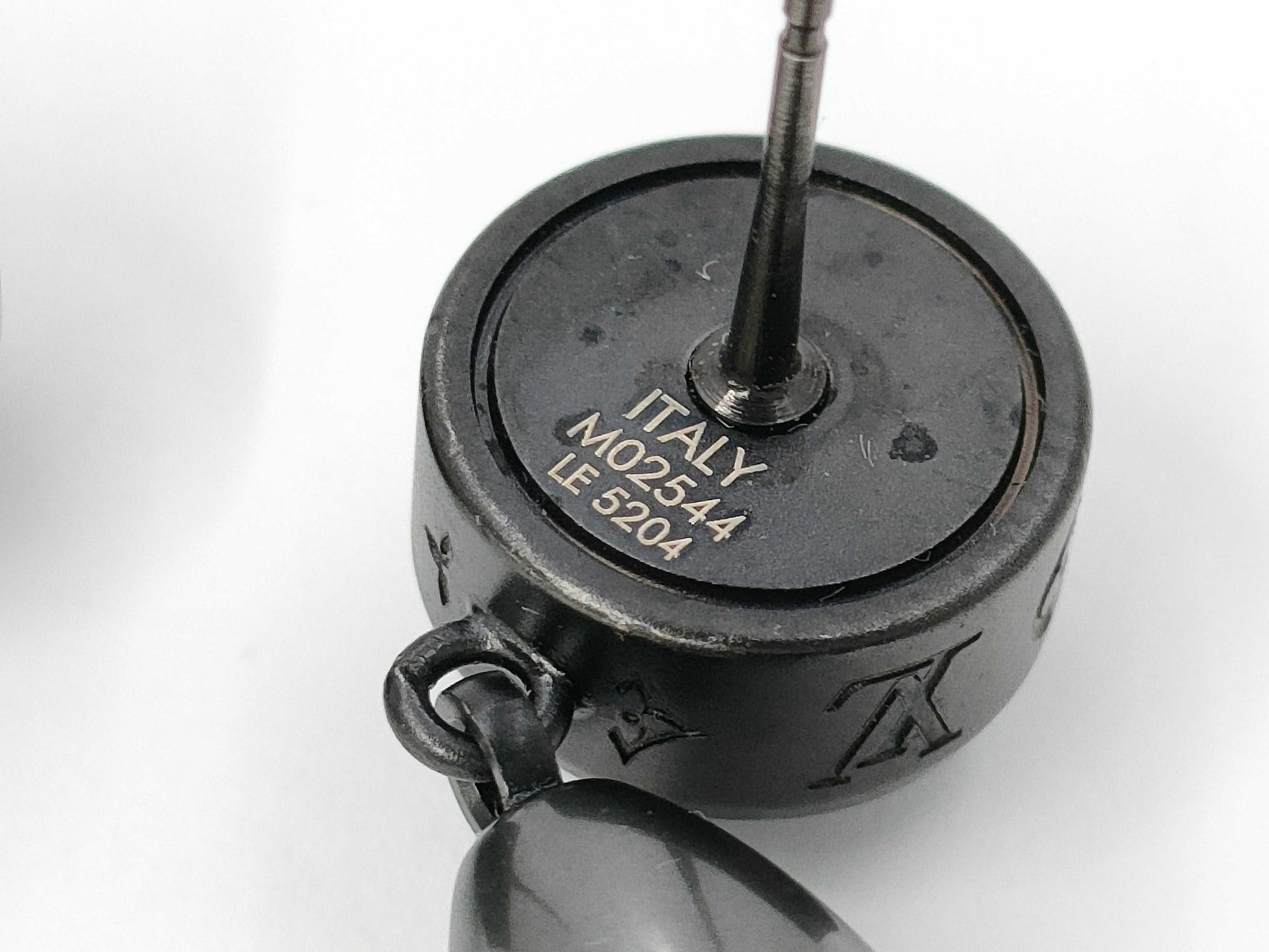 LOUIS VUITTON Louis Vuitton Earrings - LV Pearl LE5204