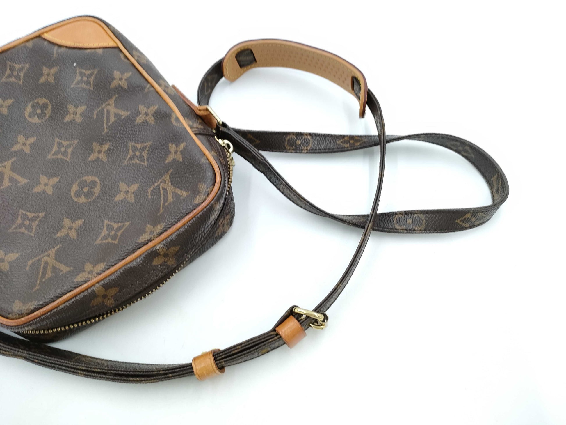 LOUIS VUITTON Monogram Danube AR0010 Shoulder Bag