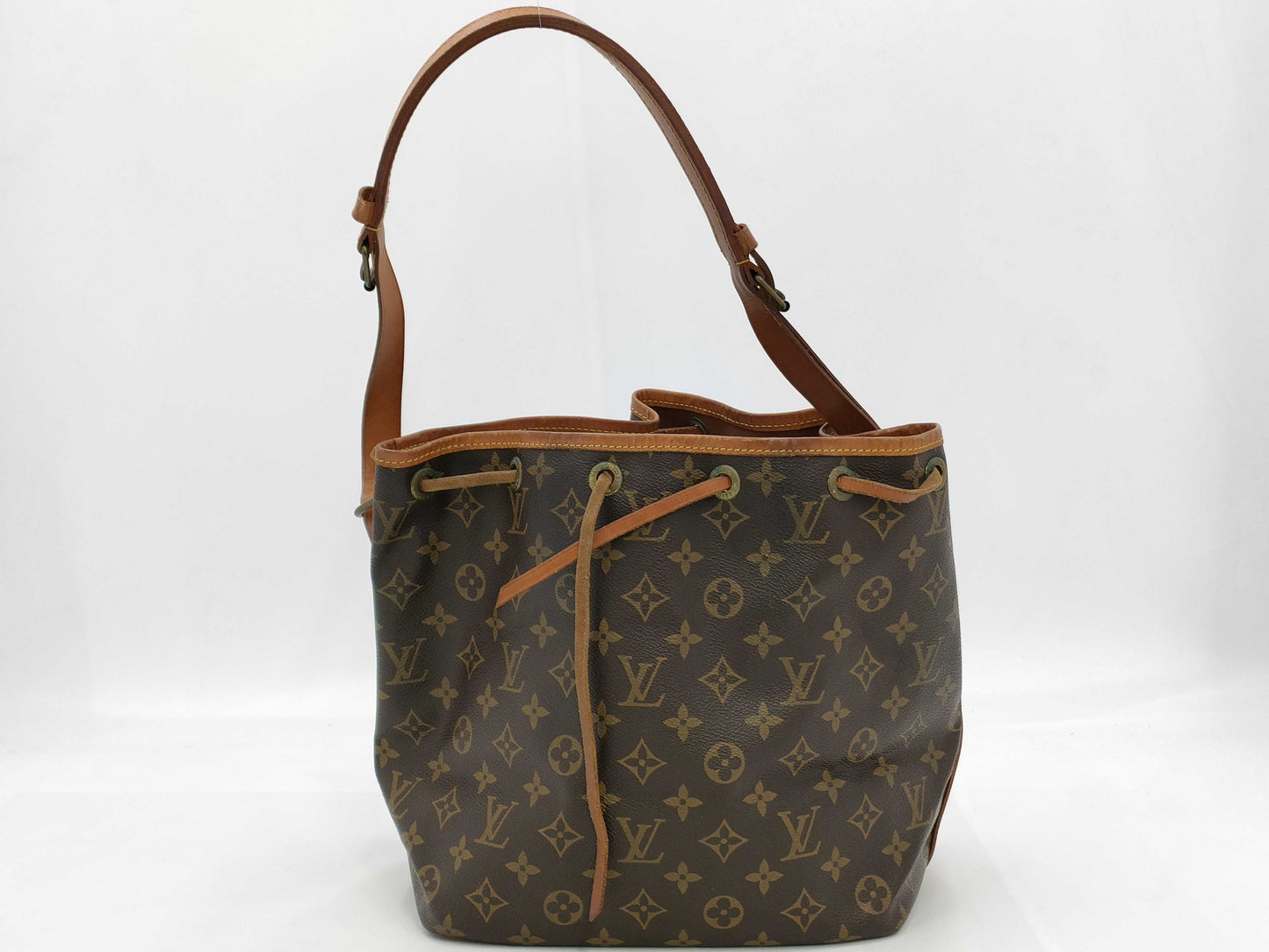 LOUIS VUITTON Monogram Noe A2884 Shoulder Bag