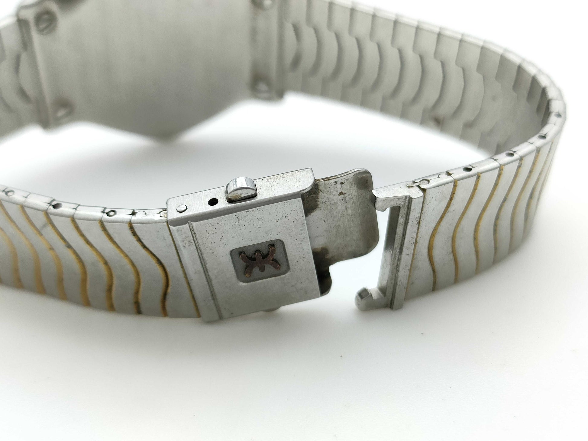 Others Evel Classic Wave 181909/17652 Quartz Immovable No Guaranteed Operation Boy's Watch