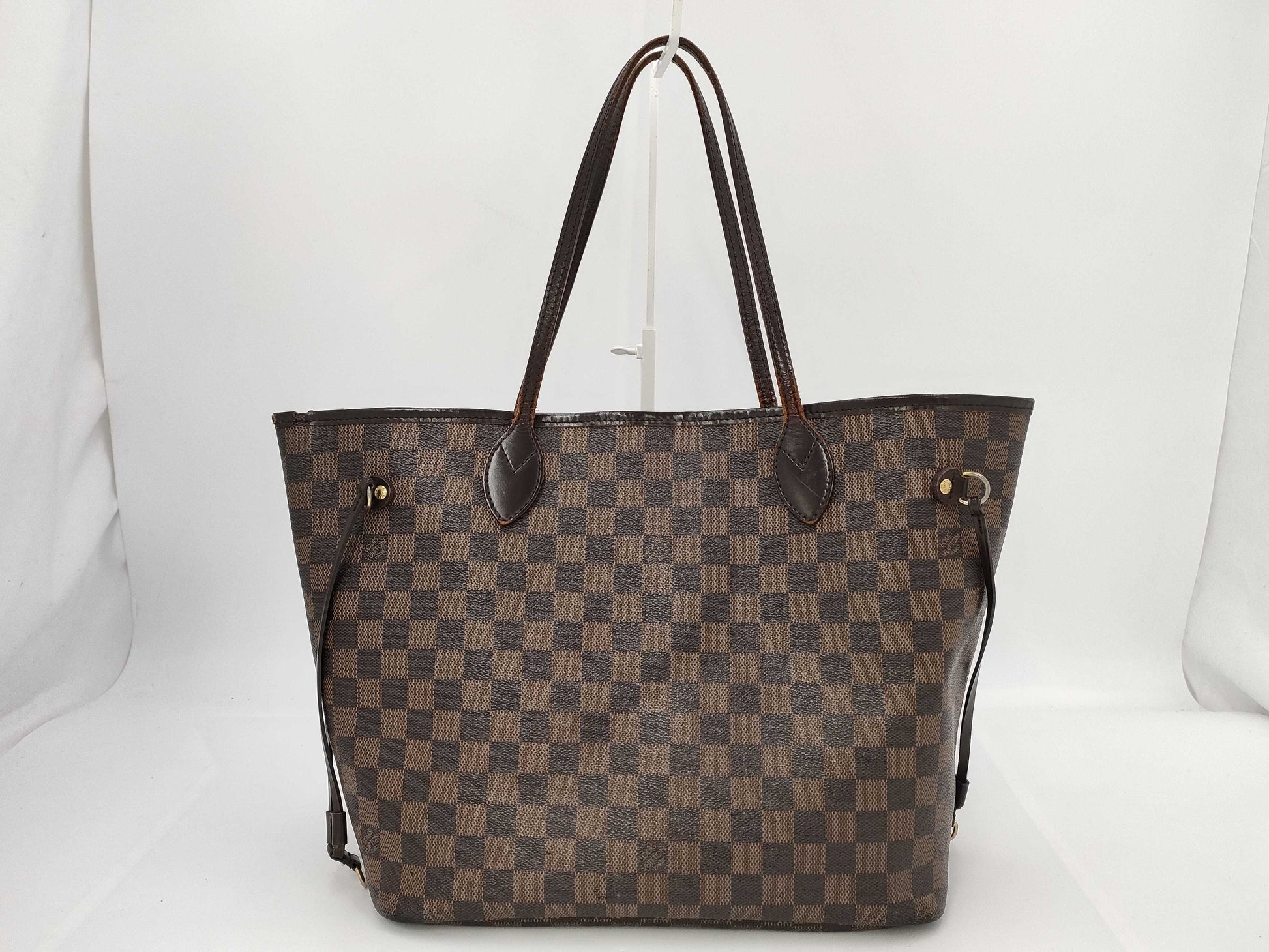 LOUIS VUITTON Damier Neverfull MM Tote Bag