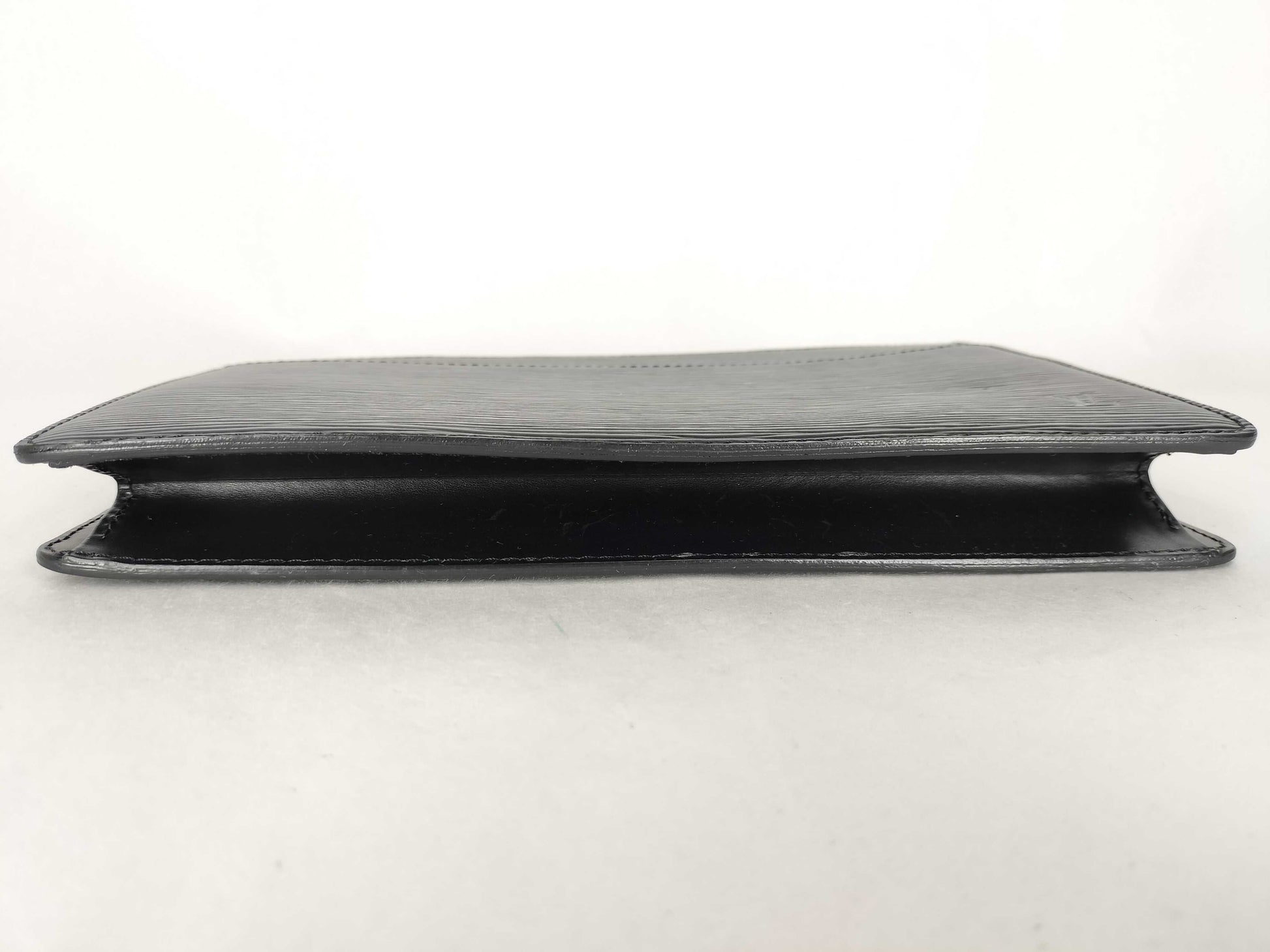 LOUIS VUITTON Epi Vuitton Epi Pochette Homme M52522 SR0020 Clutch Bag