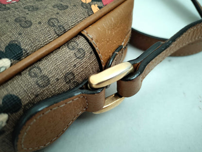 LOUIS VUITTON Gucci x Disney Mini GG Supreme Brown Shoulder Bag Leather 602536 Internal Pen Marks Many Stains Shoulder Bag