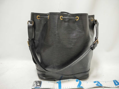 LOUIS VUITTON Epi Vuitton Epi Petit Noe M59012 Serial Blush Black Shoulder Bag