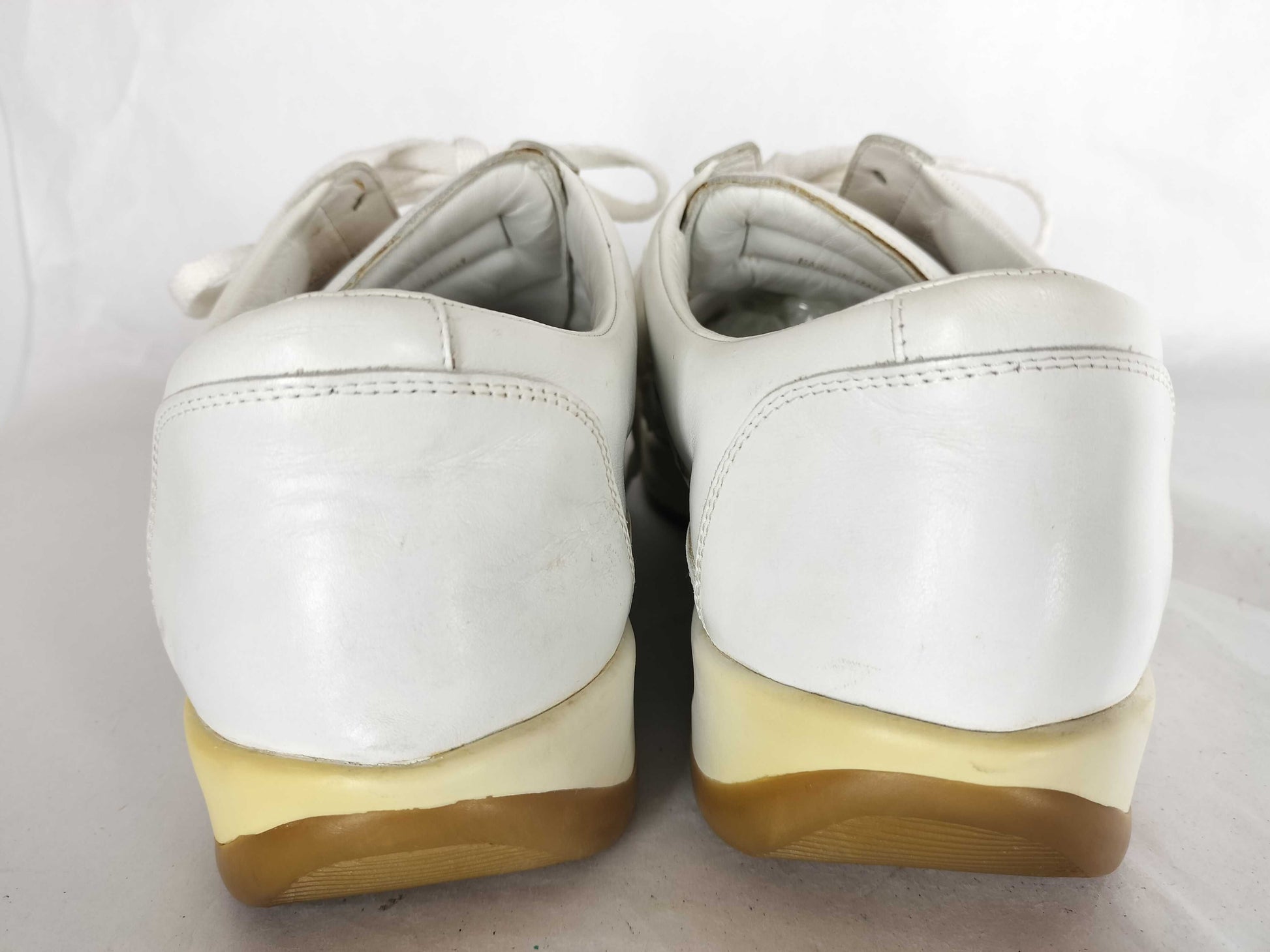 LOUIS VUITTON Louis Vuitton Leather Logo Sneakers White 11 Men's LOUIS VUITTON Sneakers
