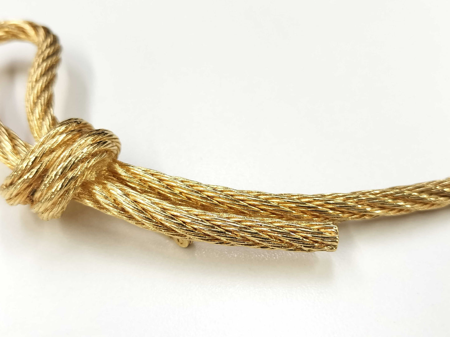 Dior Christian Dior Brooch Gold Ribbon Motif Christian Dior Brooch