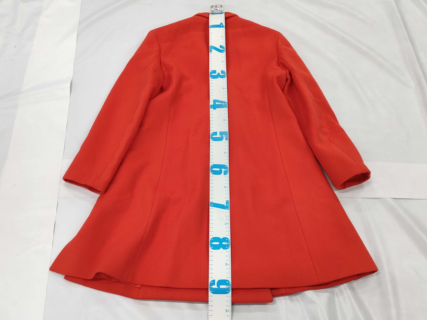 Dior 100% Cashmere ◎ Christian Dior Coat, Beautiful Silhouette, Red, Recent Model, Current Tag, Luxury Material, Size 40 Coat