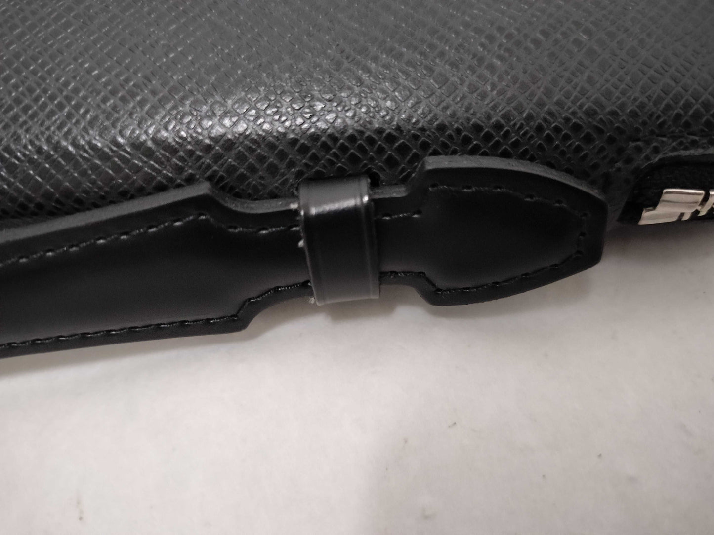 LOUIS VUITTON Taiga Vuitton Taiga Organizer Atoll M30652 Handbag