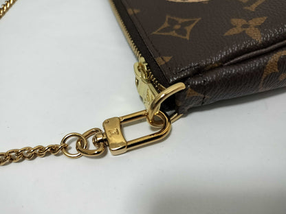 LOUIS VUITTON Monogram Vuitton Monogram Mini Pochette Accessoir M60153 Pouch