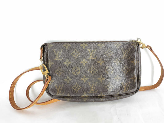 LOUIS VUITTON Monogram LV Monogram Pochette Accessoir Shoulder Bag