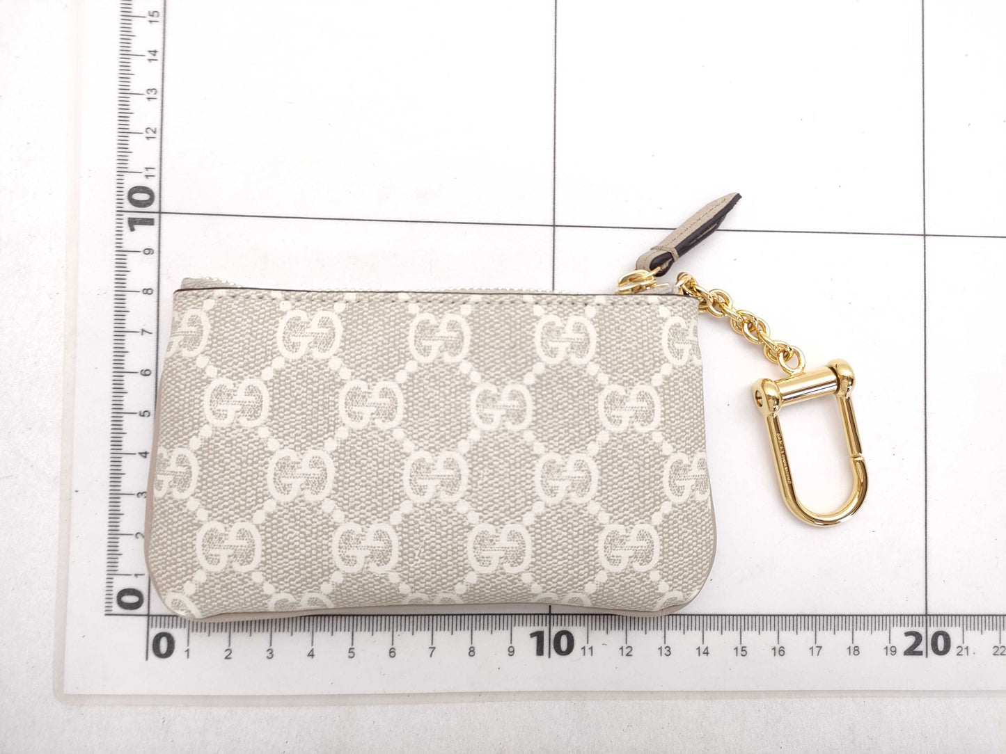 GUCCI Gucci Key Pouch 772321 White Coin Case