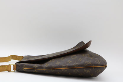 LOUIS VUITTON Monogram Musette Shoulder Bag