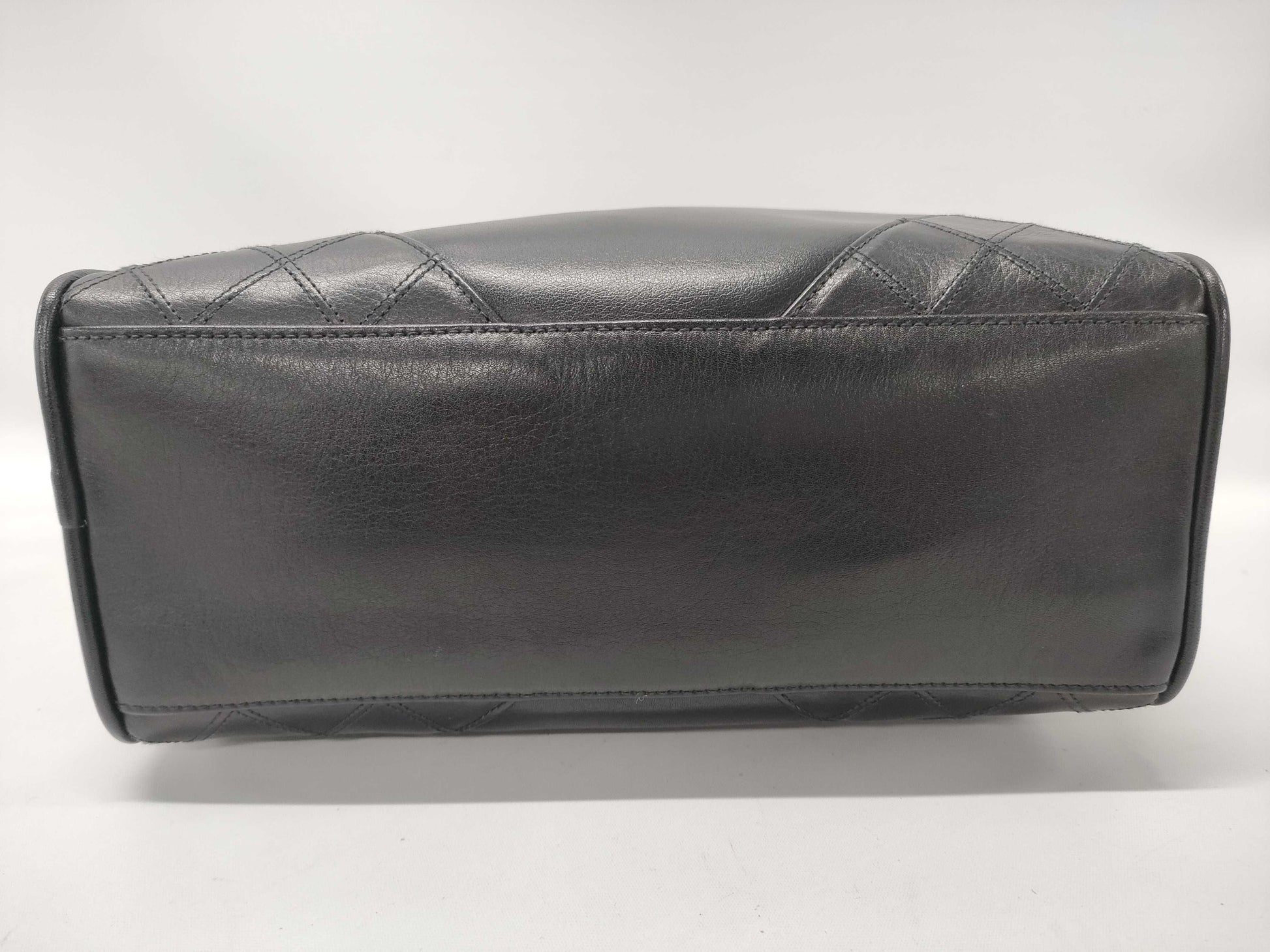 CHANEL Chanel Cosmetic Pouch Lambskin Pouch