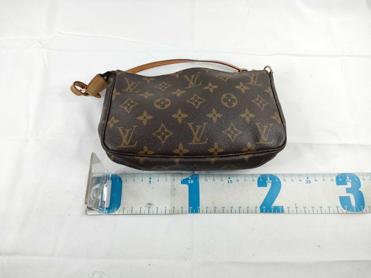 LOUIS VUITTON Monogram Pochette Accessoir M51980 Pouch Handbag